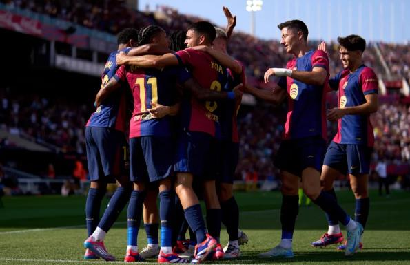 Barcelona 2024/25: Cú ăn ba lịch sử và những trận thắng để đời