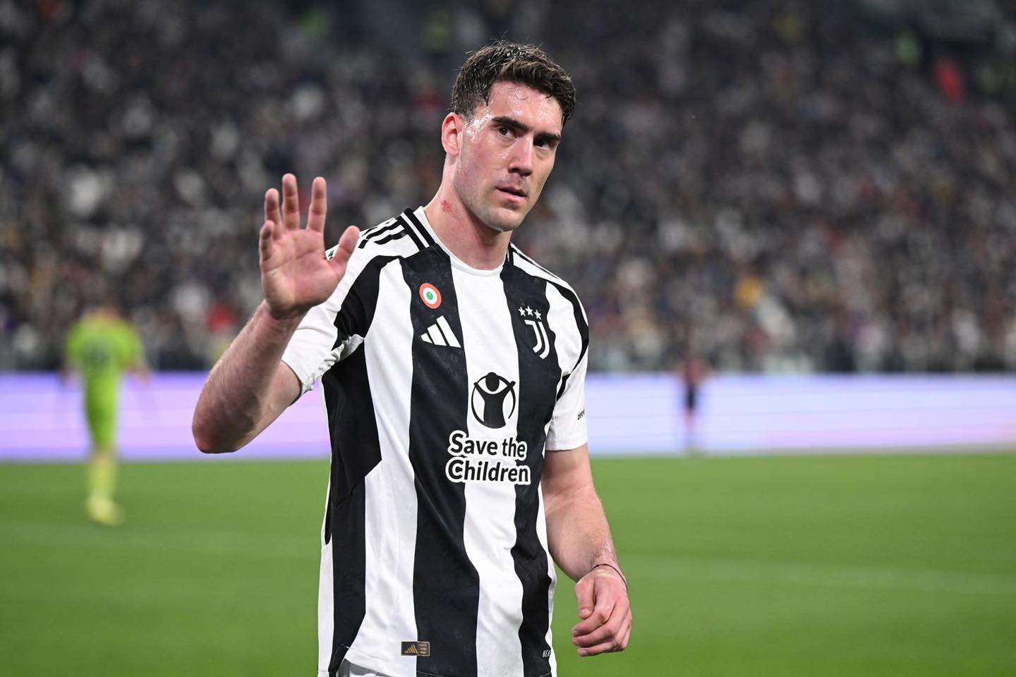 Thăng trầm sự nghiệp của Dusan Vlahovic tại Juventus: Từ thần đồng đến tương lai bất định