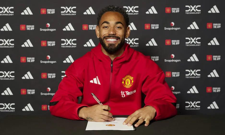 Manchester United: Cuộc đua với thời gian và áp lực khổng lồ của HLV Amorim