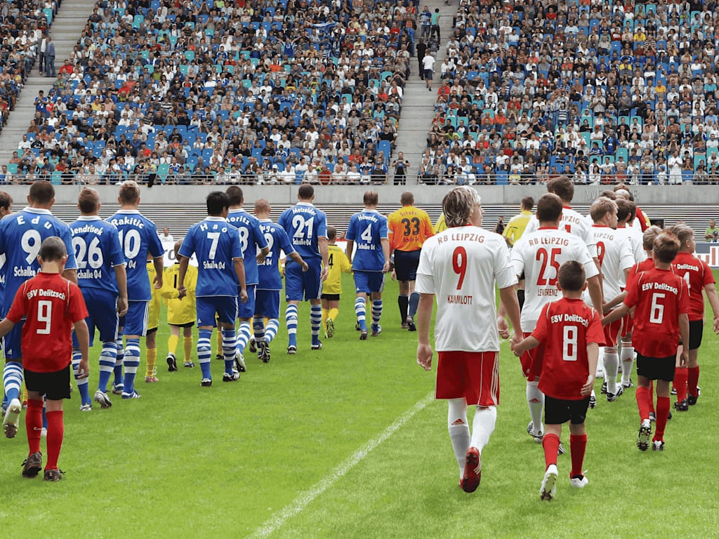 Red Bull Arena: Huyền Thoại Phục Sinh Từ Zentralstadion