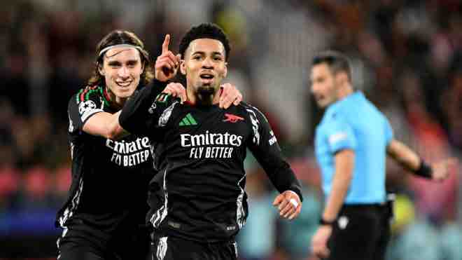 Arsenal đối mặt thách thức giữ chân tài năng trẻ Ethan Nwaneri và kế hoạch chuyển nhượng đầy tham vọng